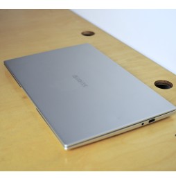 HUAWEI MateBook D14
