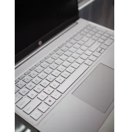 HP Pavilion 15-eh2244nw