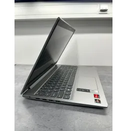 Lenovo IdeaPad 3 15ADA05