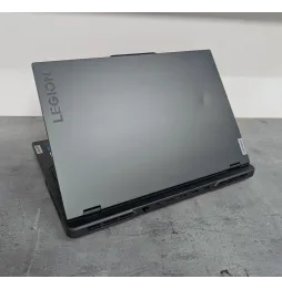 Lenovo Legion Pro 5 16IRX8