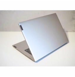 Lenovo IdeaPad 3-17ADA05